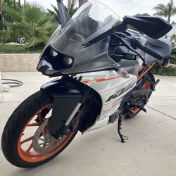 2015 KTM RC 390