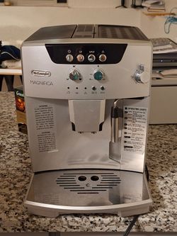 De'Longhi Magnifica Automatic Espresso Machine