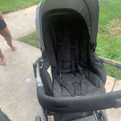 Graco Click Connect And Classic Connect newborn-3 Year Old Stroller