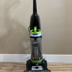 Bisell Cleanview Swivel Pet Vacuum