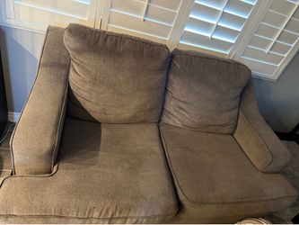 2 couches Ashley