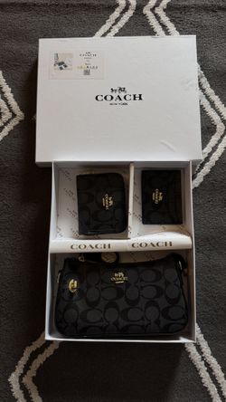 COACH BOX SET