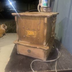 Golden Grain Grinder Wheat Grinder Dayton 3/4 HP Motor W/Wood Cabinet 