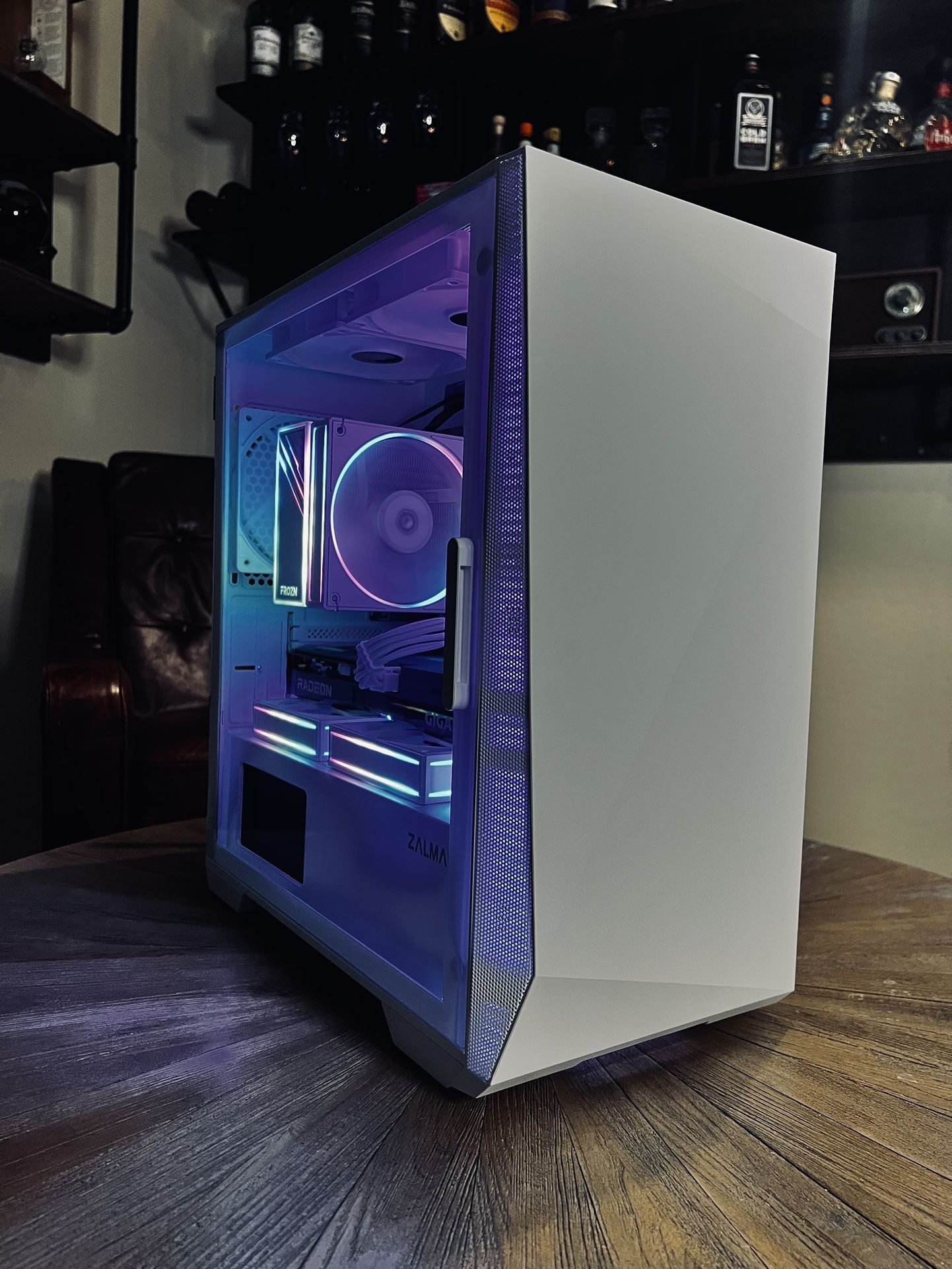 Clean White Gaming PC 