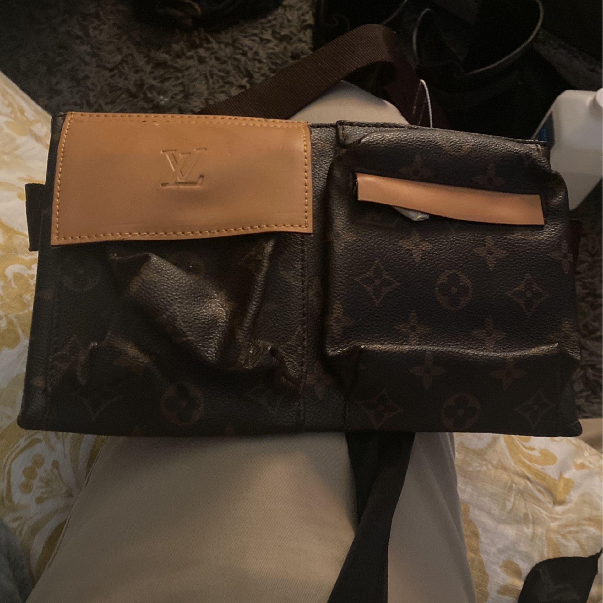 Louis Vuitton Wallet for Sale in The Bronx, NY - OfferUp