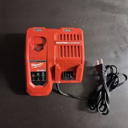 Milwaukee M18 M12 Rapid Charger $40 Firme Precio 