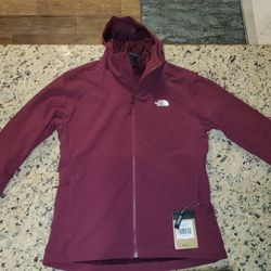 NEW WOMEN'S NORTHFACE JACKET