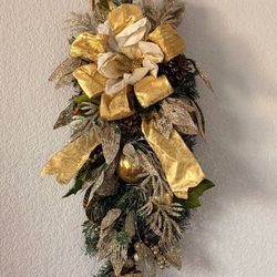 Christmas Teardrop Swag for Decorating Indoor /Outdoor, 24 Inch Decoration with White Gold Ball Ornament for Stairway, Window, Wall, Door, shelf, Vale