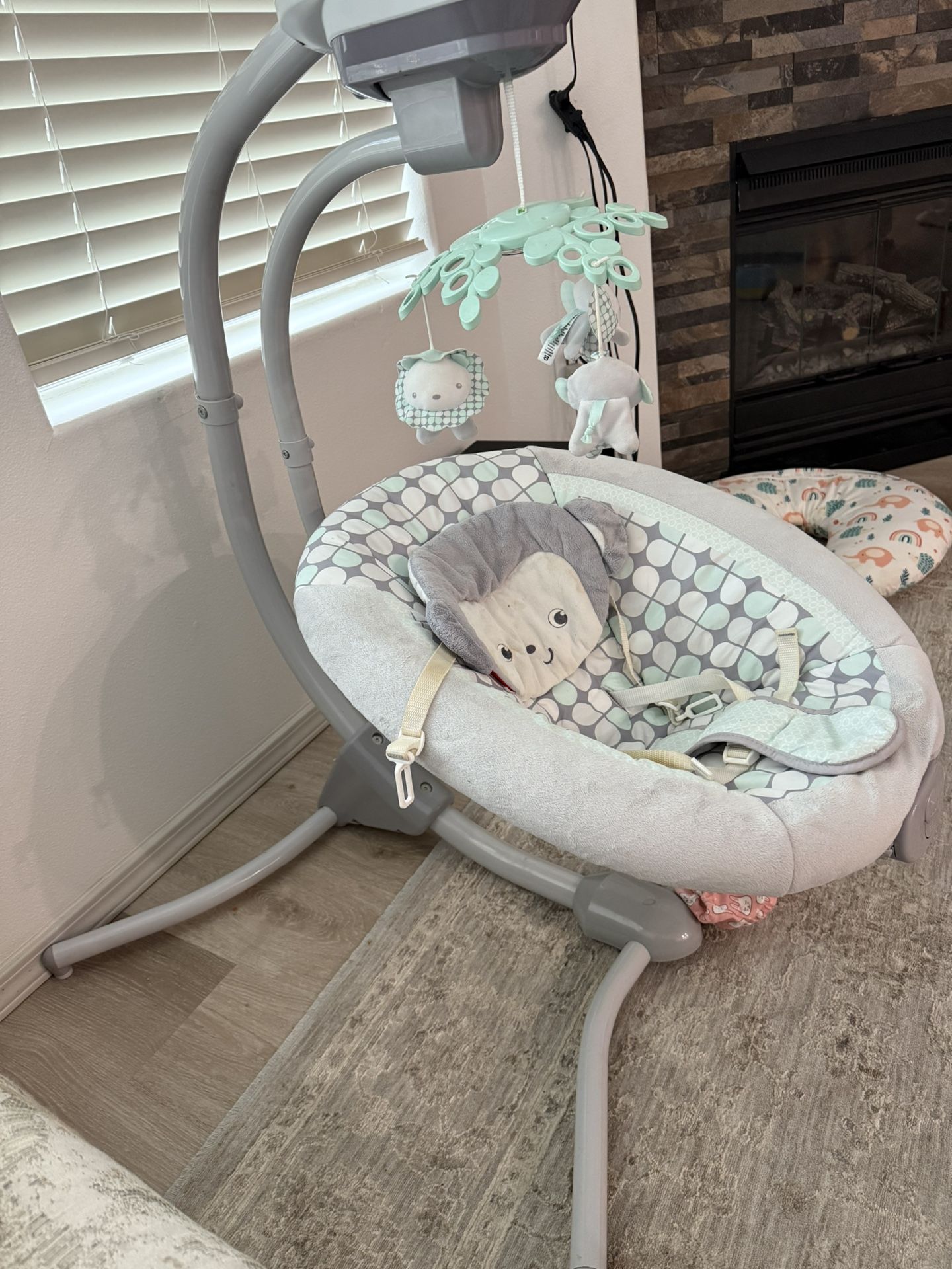 Fisher Price Baby Swing 