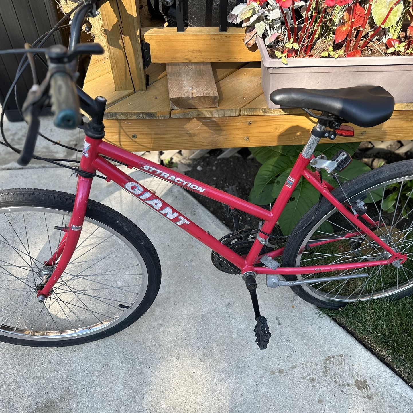 giant attraction bicycle Giant Attraction Women's Bike for Sale in Park Ridge, IL