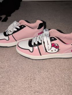 Hello Kitty Sneakers