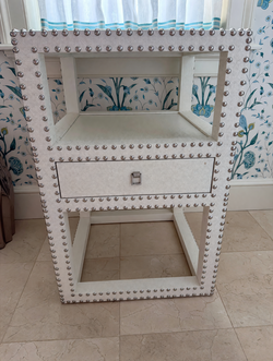 Safevieh Nightstand – White Grass Cloth and Wood, 18x18x18 - Lexington, MA