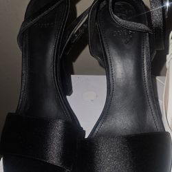 Guess Satin Black Heels 6.5 New
