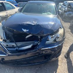 2012 Hyundai genesis 4.6 sedan parts engine transmission doors rear clip suspension rims tires brake