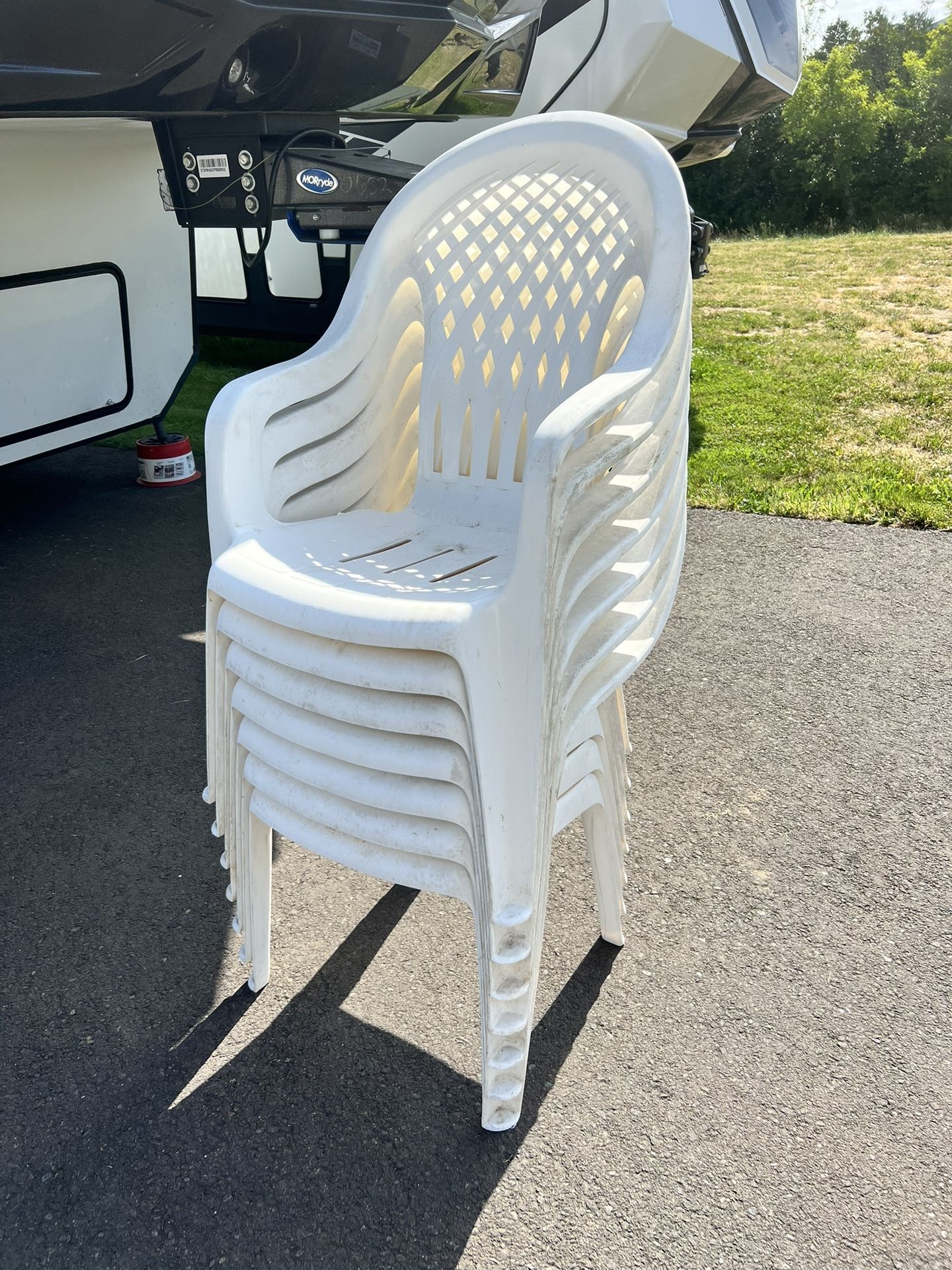 Outdoor Plastic White Bench/frame Chairs (7)