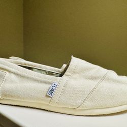 Toms Casual Cream Shoes W/8