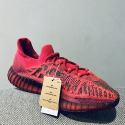 Adidas Yeezyz  350 V2 CMPCT  Red 