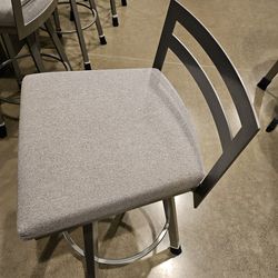 30" Swivel Bar Stools