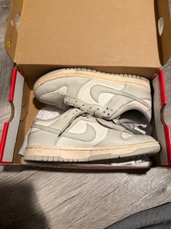 Light grey and white dunks