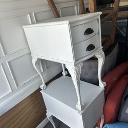 Matching nightstands $140 OBO