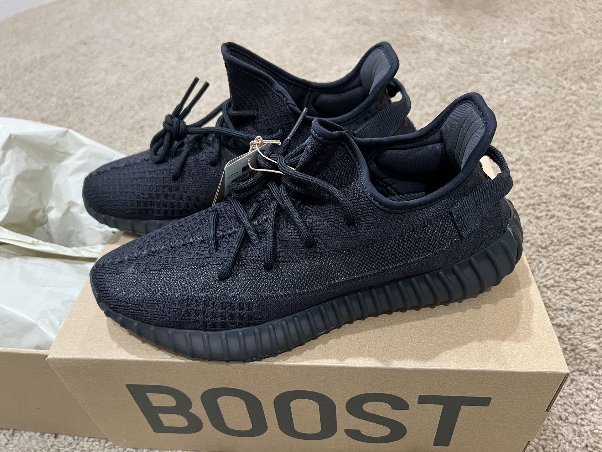 Yeezy 350 V2 Onyx