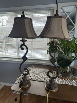 Luxury Fine Art Side Table Lamps – Solid Iron Designer Pair | $3,090 Retail