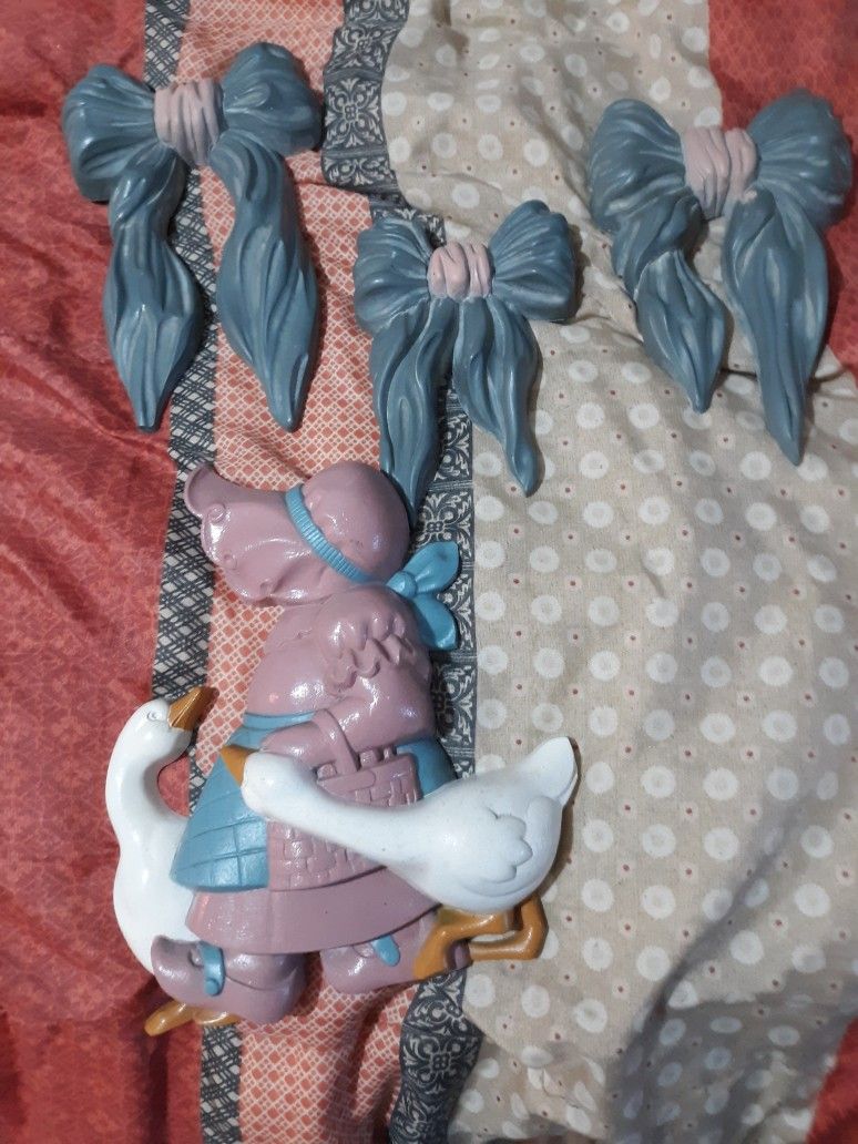 Wall Decor 
