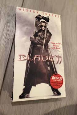 🧛🏽‍♂️🗡️📼 Blade II VHS – Wesley Snipes – 2002 New Line / Marvel – Bonus Music Video
