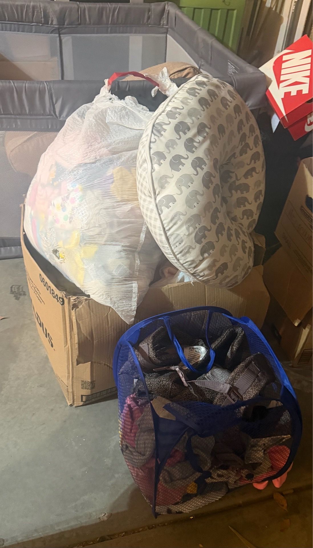 Free baby clothes