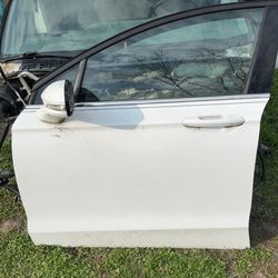 2015 ford fusion FRONT DRIVERS DOOR