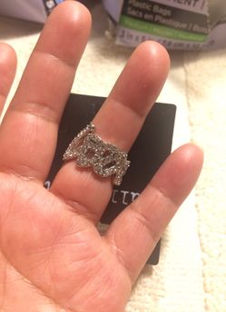 Women’s love ring