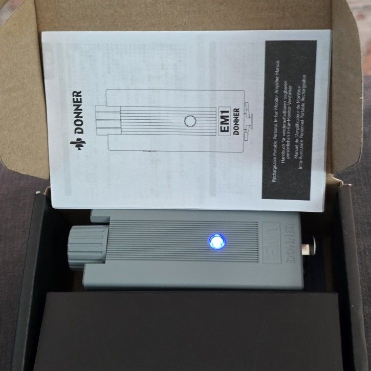 boost box volume control BOSS AUDIO UNIVERSAL BVC10 Donner EM1 Rechargeable Portable Personal