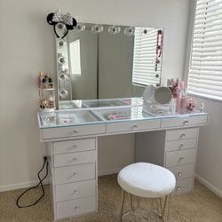 Impressions Vanity Slaystation Pro 