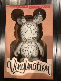 Vinylmation Disney 9 inch Mickey Mouse Create your own series