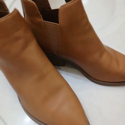 Tan Boots $15.00