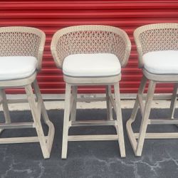 3 MODERN BAR STOOLS WITH WOVEN BACK – DELIVERY IS NEGOTIABLE