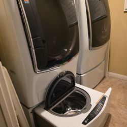 Washer and Gas Dryer