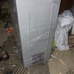 Tankless Hotwater Heater