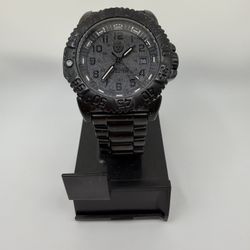 Luminox All-Black Tactical Watch – Date Display – Swiss Made – Men’s Watch