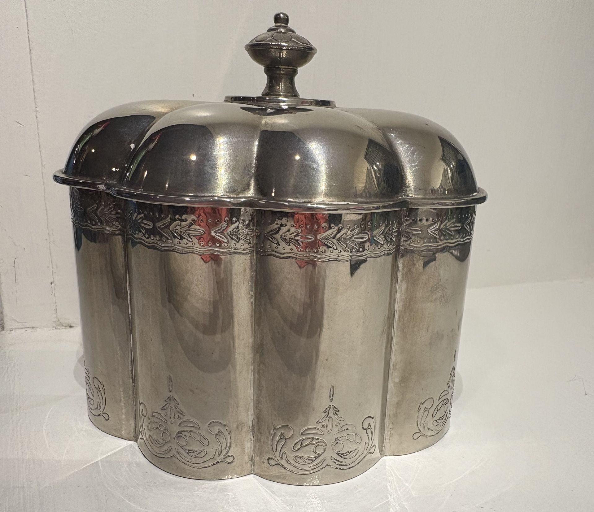 Vintage Disinter Silver Plated Lined Jewelry Box