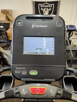 Stairmaster 8G Stepmill ( Delivery Included)
