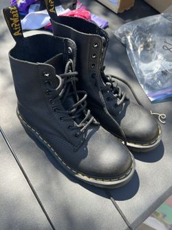 Dr. Marten Black Boots
