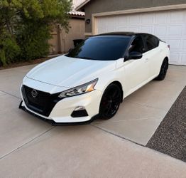 Nisan Altima SR 2019