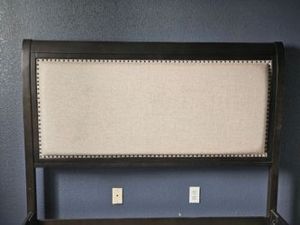 Queen Bed frame and headboard/ footboard