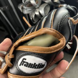 Baseball glove Franklyn size 8 1/2 