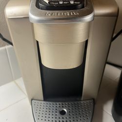 Keurig K-Elite Single Serve Coffee Maker