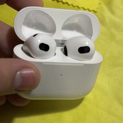 AirPods Simi New 