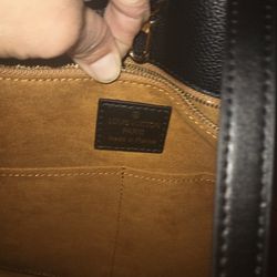 Authentic  Louis Vuitton Purse 