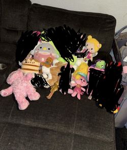 Stuffed Animals/Plushies