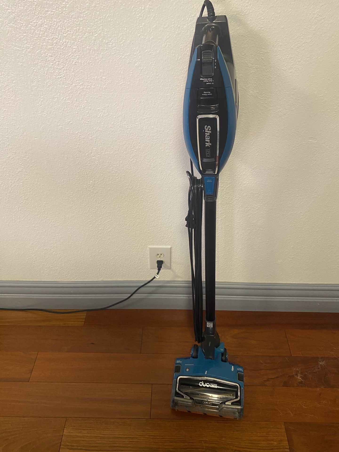Shark Vacuum Cleaner